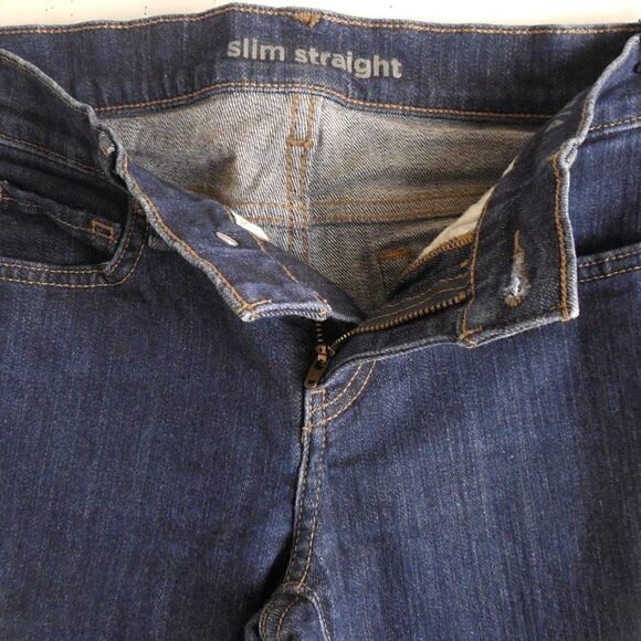 42295....Slim Straight Jeans Size 4, W26" 30"Inseam 8"Rise - Picture 5 of 6